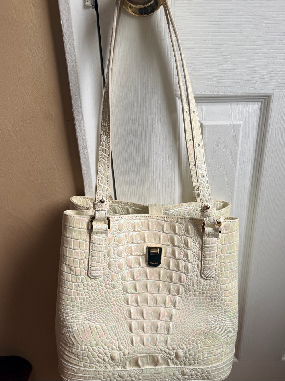 Brahmin Fiora Bucket Bag -Milk - Picture 2 of 7